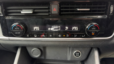 Nissan Qashqai 1.3 DiG-T MH Acenta Premium 5dr Petrol Hatchback